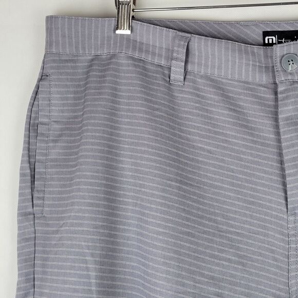 Travis Mathew 12" Shorts Mens 40 Gray White Stripe Stretch Performance Golf - Picture 4 of 15